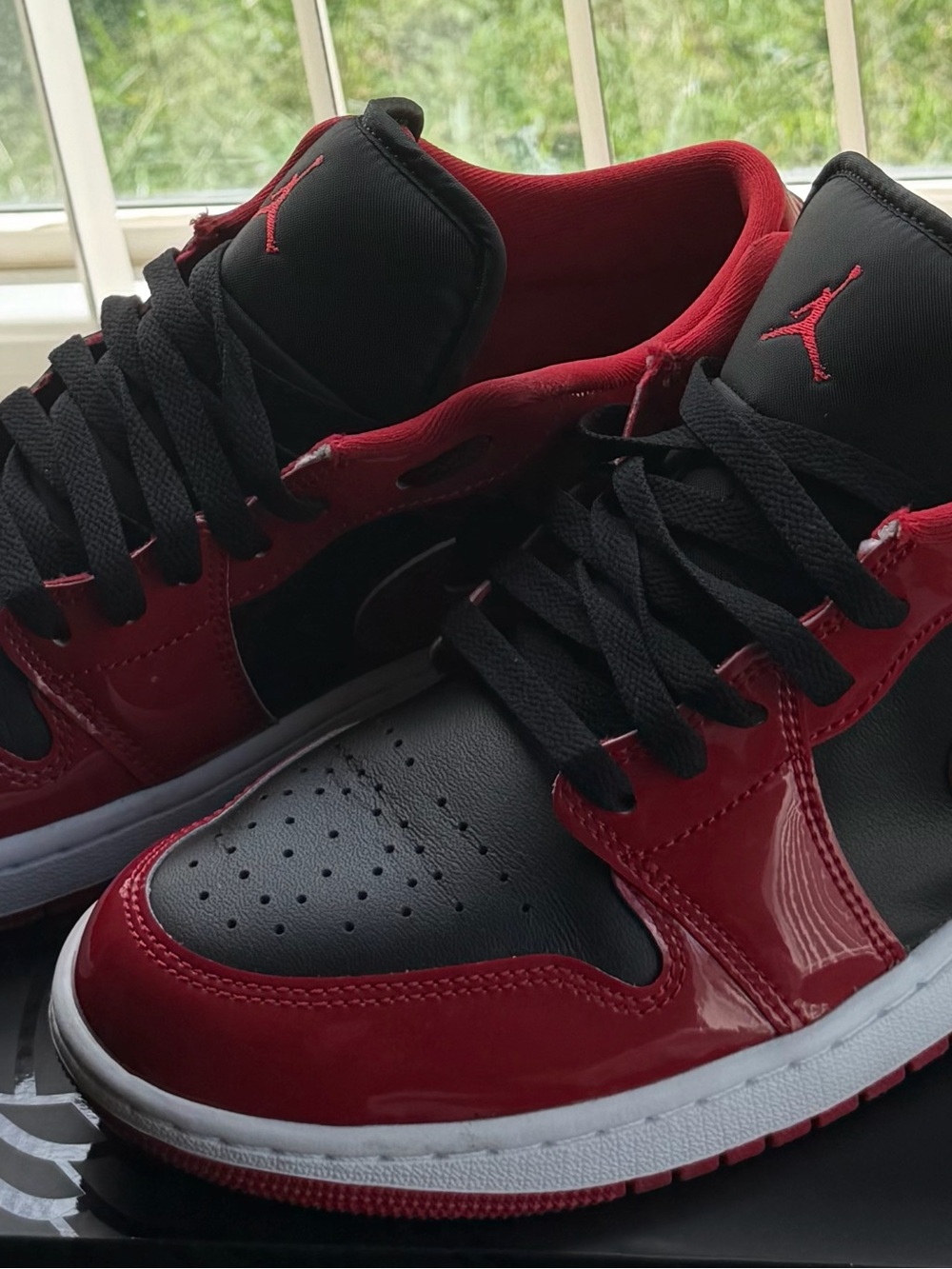 Jordan Low-Top Sneakers in Black and Red